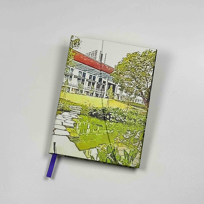 Kes Notebook Paperback disesuaikan